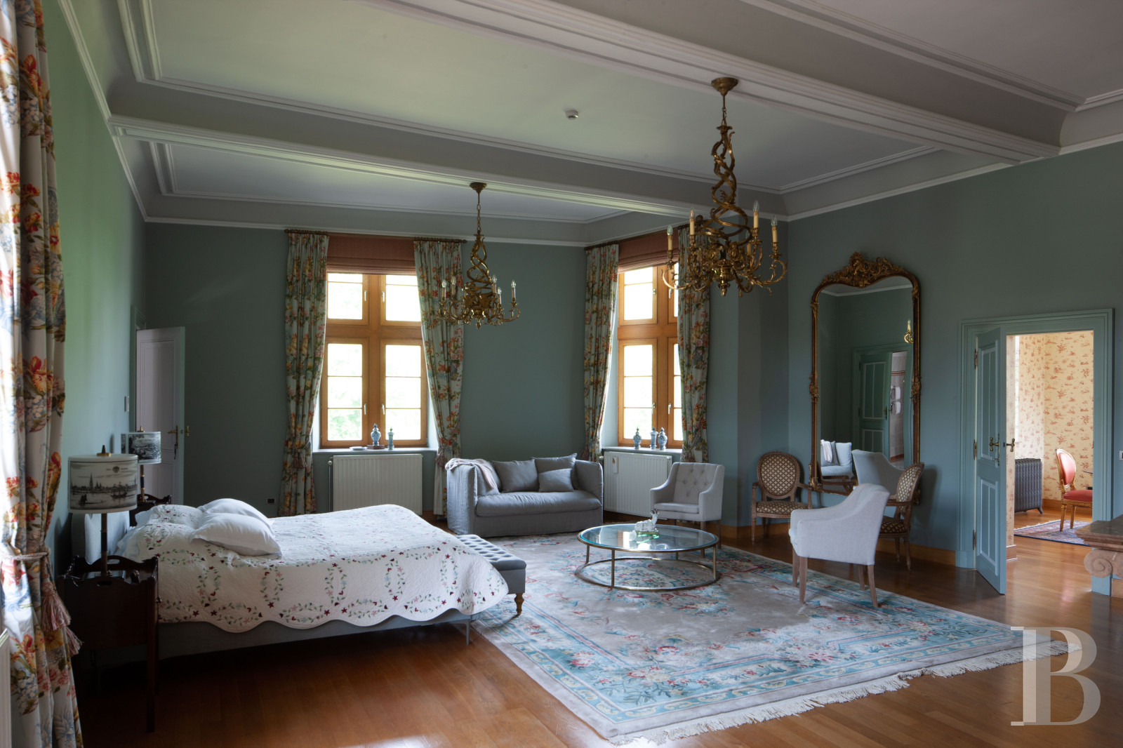 A chateau-fortress with a one hundred hectare estate in the county of Namur, to the south of Brussels in Belgium - photo  n°15